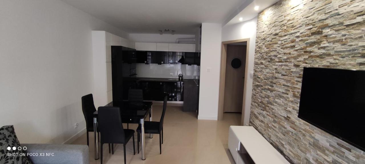 케트르진 Apartament „Nad Jeziorkiem“ 아파트 외부 사진